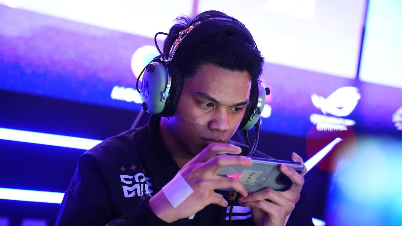 Skylar Konfirmasi Kembali ke MPL, Tetap di RRQ atau Pindah ke Tim Lain?