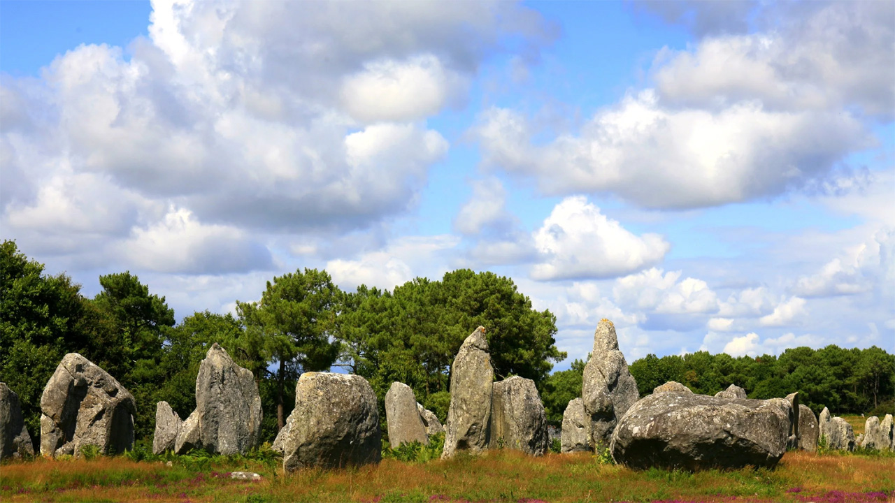 Terungkap! Batu Carnac di Prancis Jadi Situs Megalitikum Tertua Eropa, Kalahkan Stonehenge
