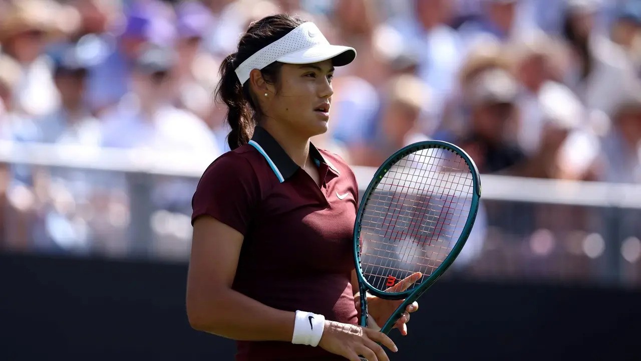 Emma Raducanu Gagal Lolos ke Babak Ketiga Eastbourne Open 2025 Usai Dikalahkan Maya Joint