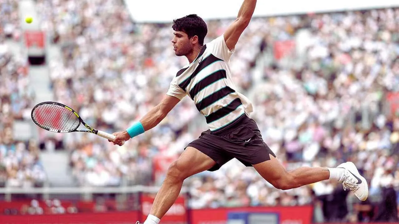Carlos Alcaraz Pertahankan Gelar Queen’s Club 2025, Siap Berjaya di Wimbledon