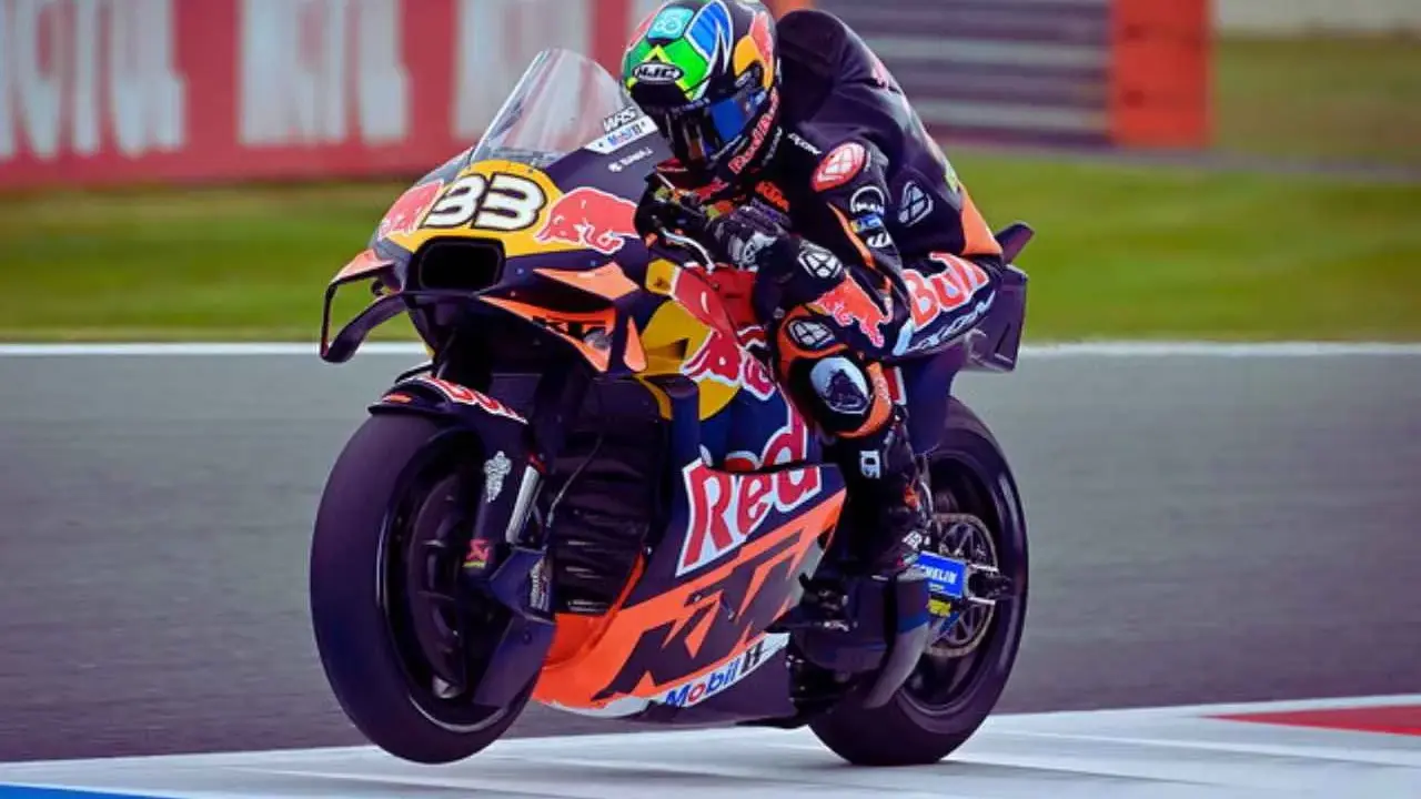 Bos Tech3 Tegaskan Tetap Setia dengan KTM di MotoGP 2026, Tolak Rumor Gabung Honda