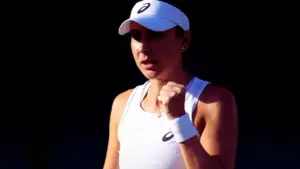 Belinda Bencic Melaju ke 16 Besar Wimbledon 2025 Setelah Pertandingan Dramatis