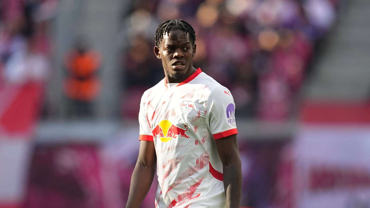 Liverpool Kejar Castello Lukeba, Bek Prancis dengan Klausul Rilis Rp 1,7 Triliun