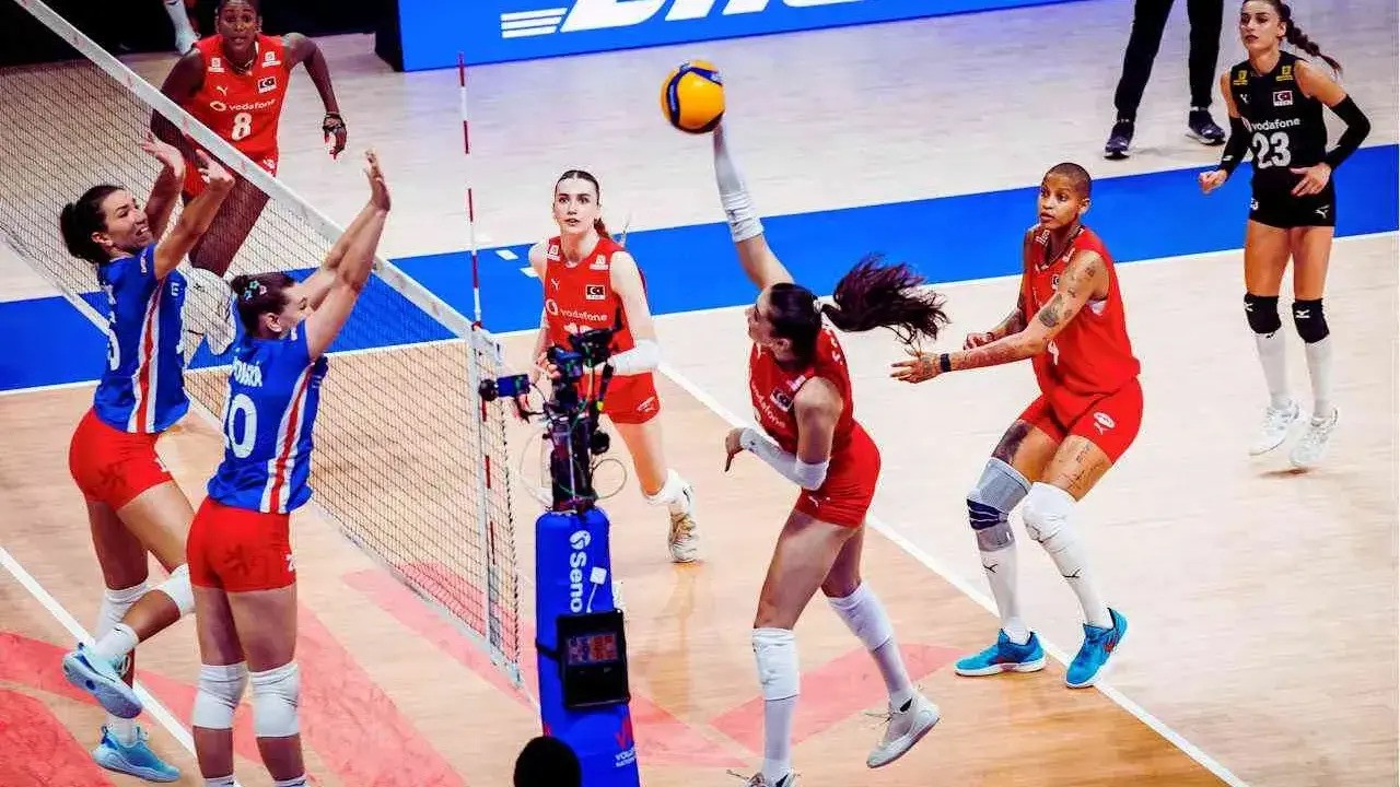 Czechia Menggebrak: Kalahkan Turki dalam Laga Dramatis VNL 2025