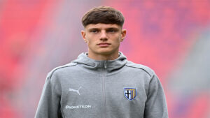 Liverpool Bersaing dengan 10 Klub Demi Gaet Bek Muda Parma Giovanni Leoni
