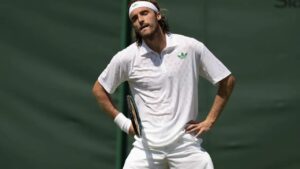 Hasil Wimbledon 2025 Hari Pertama: Medvedev, Jabeur, dan Tsitsipas Tersingkir