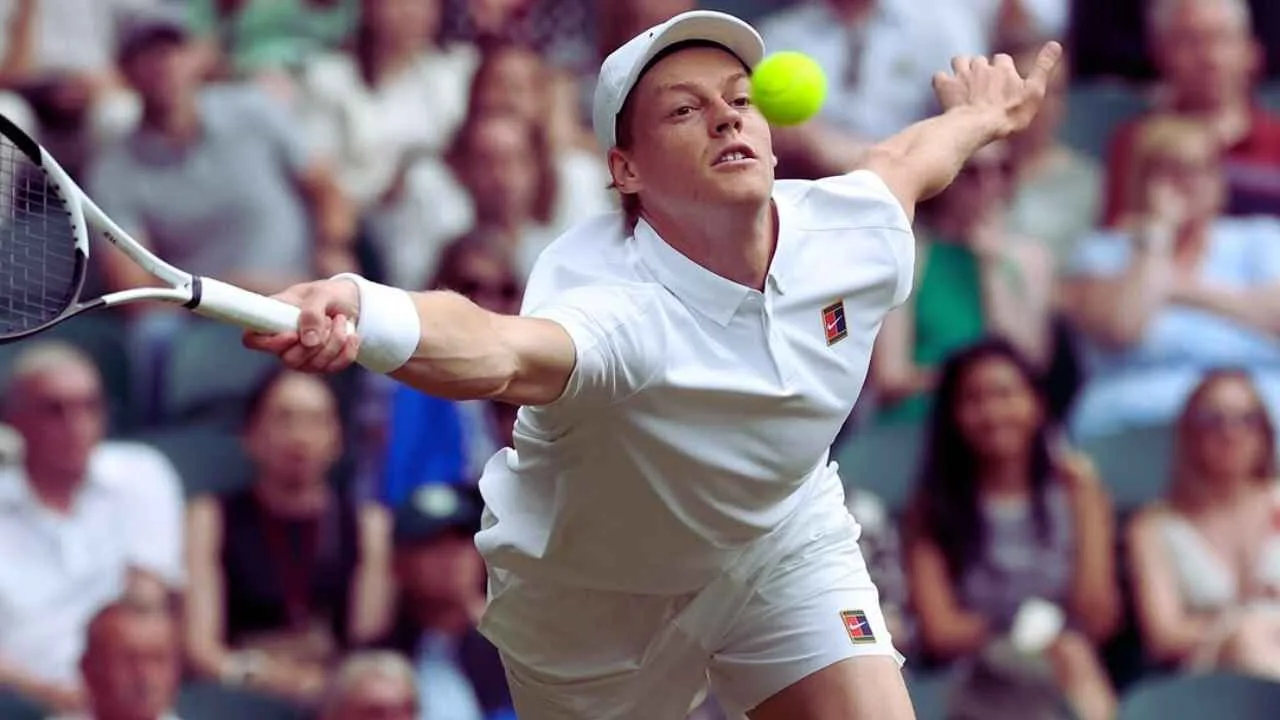 Melaju ke Babak Ketiga, Jannik Sinner Jaga Asa Jadi Juara Wimbledon Pertama dari Italia
