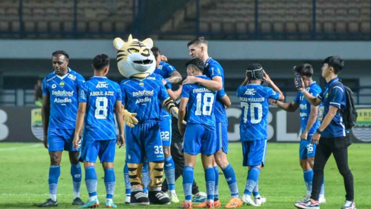 Resmi! Persib Bandung Coret Satu Pemain untuk Musim Ini dan Berikut Alasannya