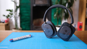 Nothing Headphone 1: Headphone Over-Ear Transparan dengan Fitur Canggih dan Daya Tahan Lama