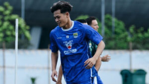 Pindah ke Persib Bandung Meski Masih Ada Kontrak di PSIS Semarang, Alfeandra Dewangga Tuai Kritik