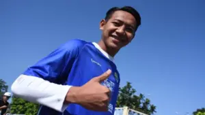 Beckham Putra Tancap Gas Kejar Kondisi Fisik di Latihan Persib usai Umrah, Langsung Disorot Pelatih