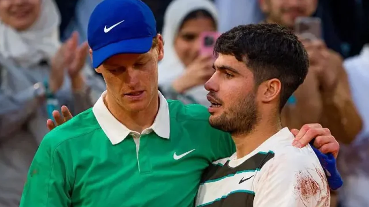 Carlos Alcaraz vs Jannik Sinner, Era Baru Tenis di Final Wimbledon 2025