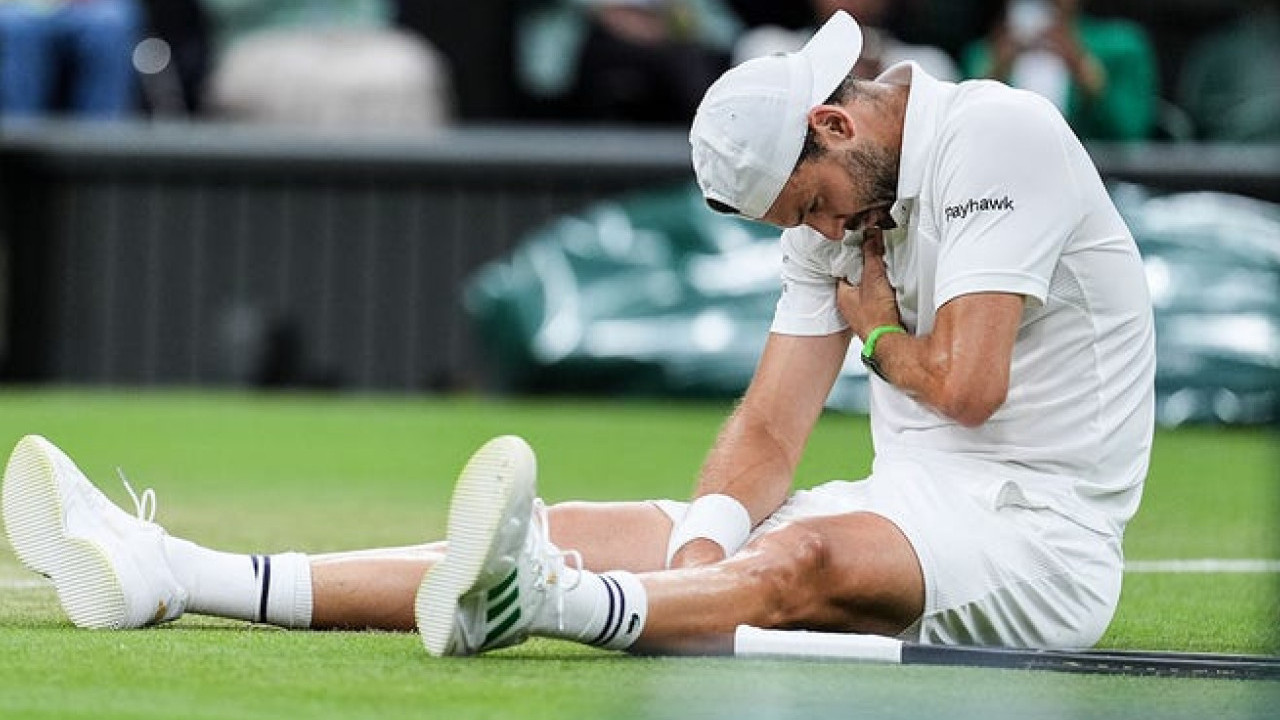 Jannik Sinner Lolos ke Perempat Final Wimbledon Setelah Dimitrov Mundur karena Cedera