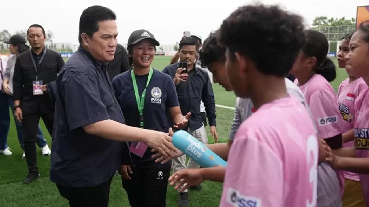 Erick Thohir Ungkap Strategi Awal Bangun Liga Sepak Bola Putri Profesional 2026