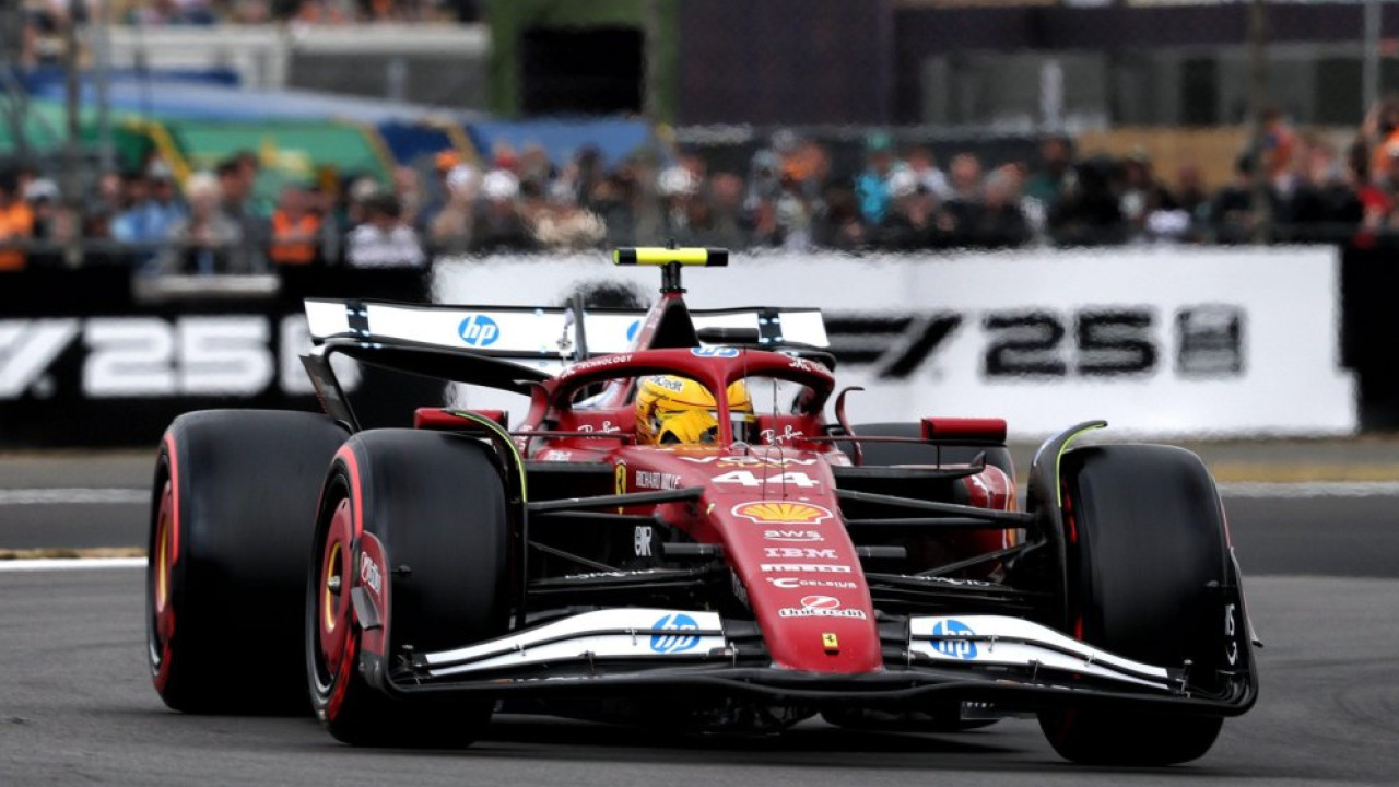 Lewis Hamilton Akui Kesalahan di Tikungan Terakhir Gagalkan Pole GP Inggris 2025
