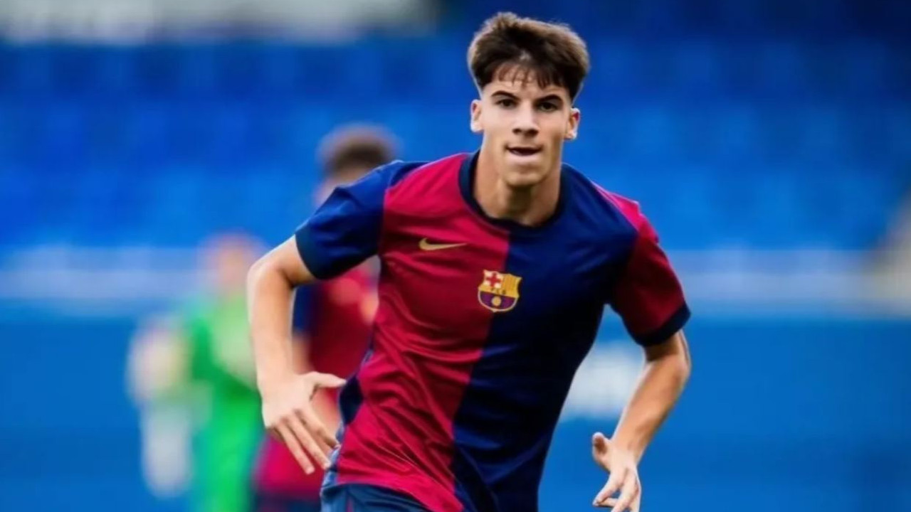 Hansi Flick Pilih Dua Bakat La Masia untuk Laga Pramusim Pertama Barcelona