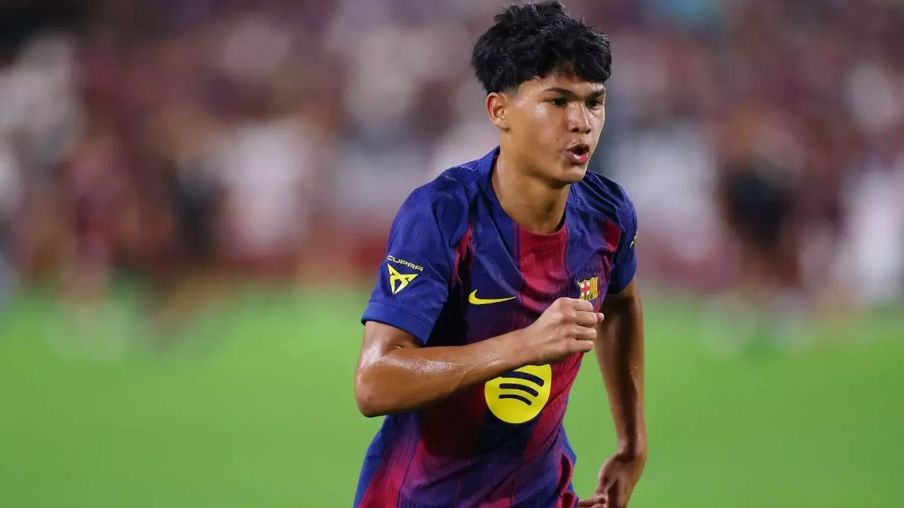 Hebat! Gelandang Keturunan Filipina Debut di Barcelona dan Langsung Cetak Gol