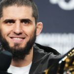Islam Makhachev Prediksi Dustin Poirier Menang atas Max Holloway di UFC 318