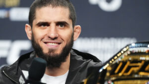 Islam Makhachev Prediksi Dustin Poirier Menang atas Max Holloway di UFC 318