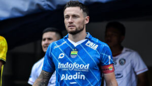 Jelang Laga Persib vs Port FC, Marc Klok Incar Gelar Piala Presiden