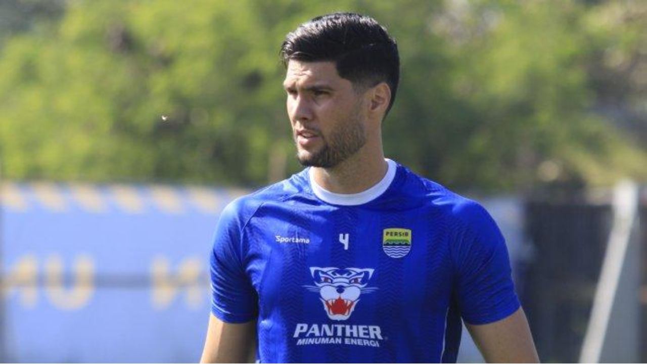 Julio Cesar Latihan Perdana di Persib, Malah Dipanggil ‘Nick Kuipers’, Begini Reaksinya