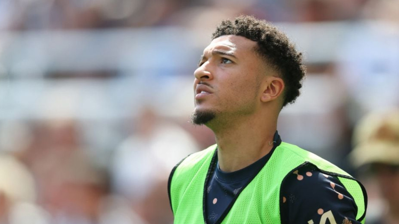 Juventus Hentikan Negosiasi, Masa Depan Jadon Sancho di MU Kian Tidak Pasti