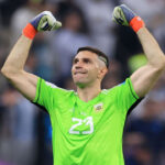Drama Bursa Transfer: MU Incar Emiliano Martinez, Chelsea Intai Kesempatan!