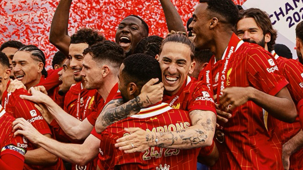 Liverpool Borong Pemain Hingga Rp6,6 Triliun: Apa Alasan di Balik Investasi Besar Ini?