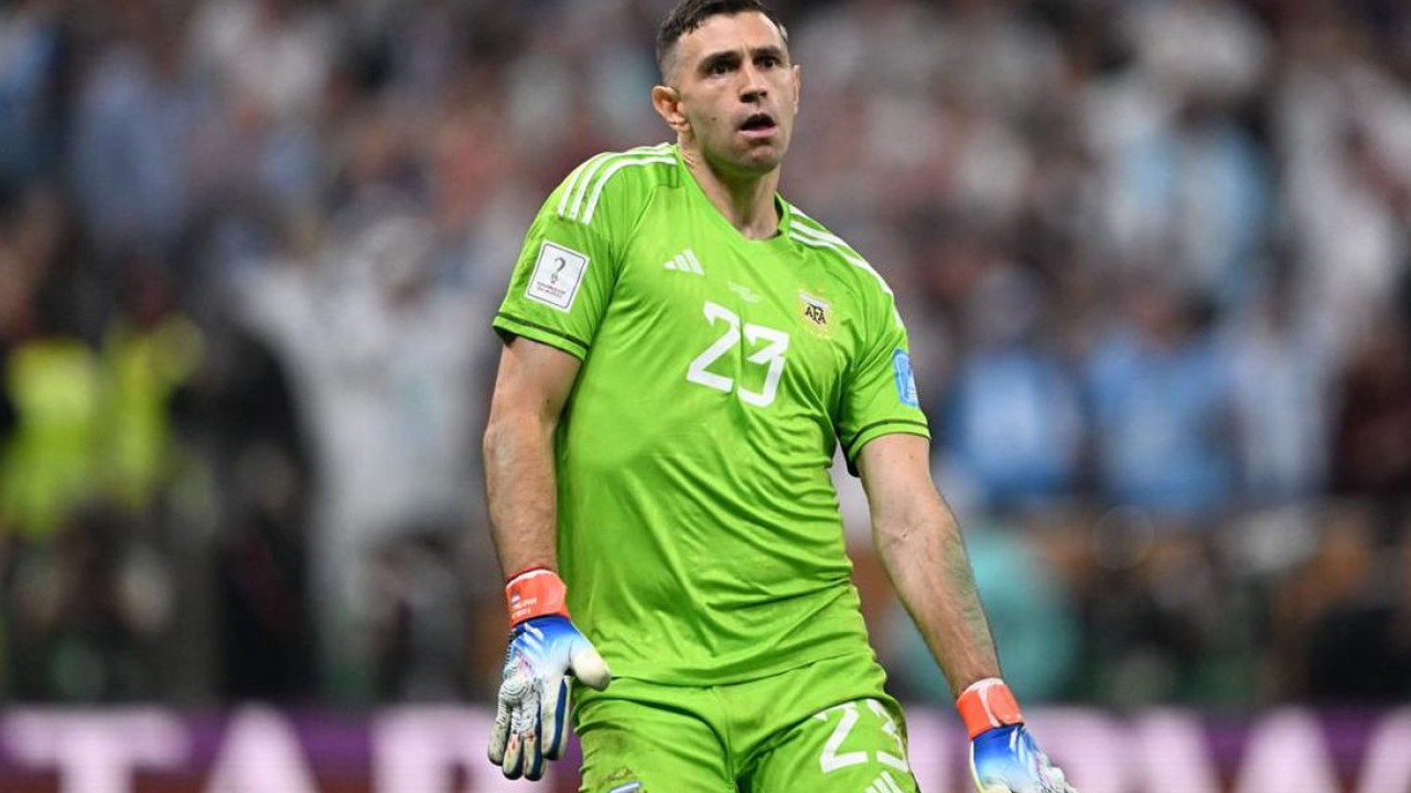 Man United Dikabarkan Serius Datangkan Emiliano Martinez, Negosiasi dengan Aston Villa Dimulai