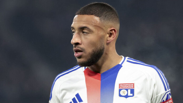 Manchester United Dikabarkan Incar Corentin Tolisso di Tengah Krisis Finansial Lyon