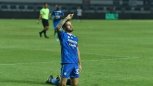 Marc Klok: TC di Thailand Tingkatkan Performa dan Kekompakan Persib