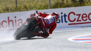 Marc Marquez Kuasai Latihan Basah MotoGP Ceko 2025, Jorge Martin Lolos ke Q2