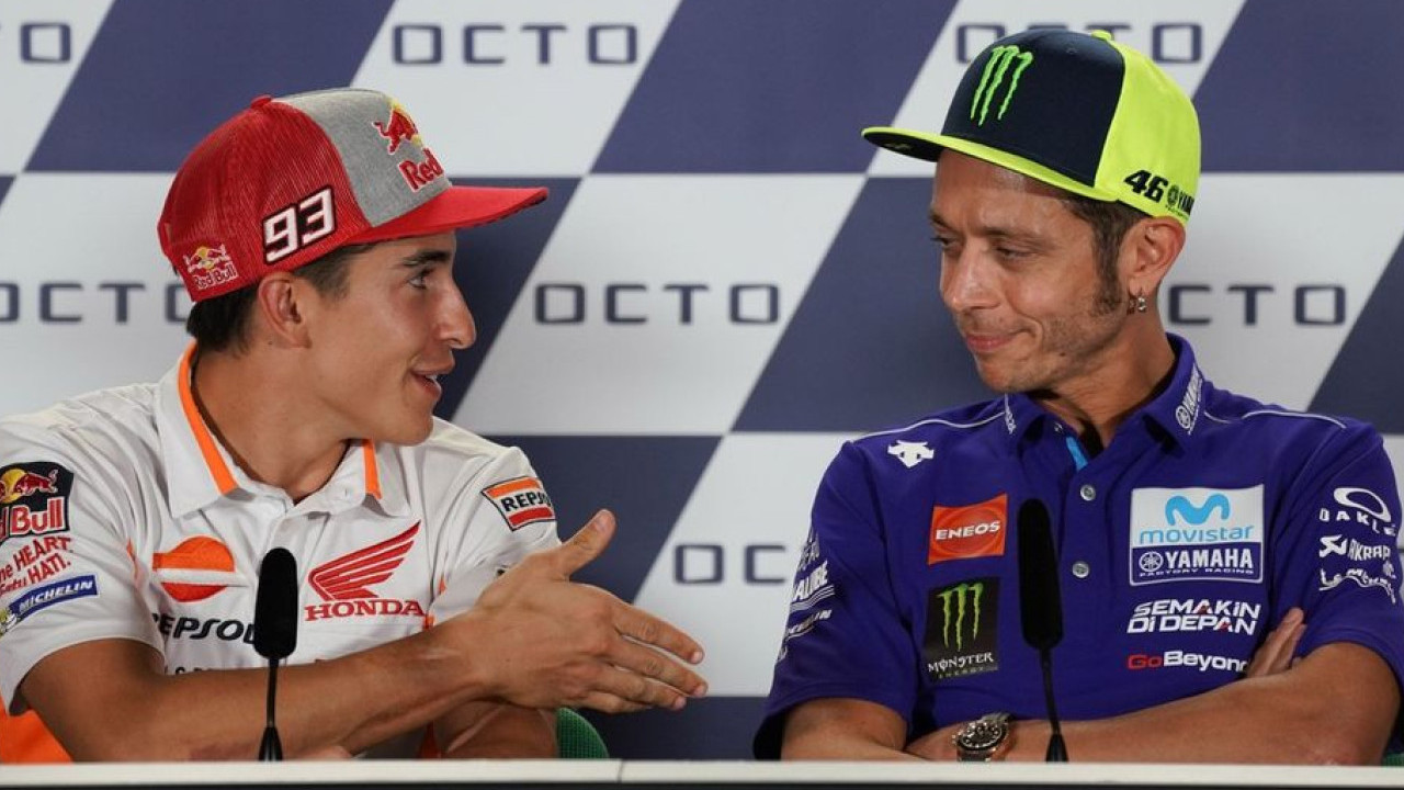Marc Marquez Buka Pintu Rekonsiliasi dengan Valentino Rossi, Tapi Tak Mau Sendiri Jalani Prosesnya