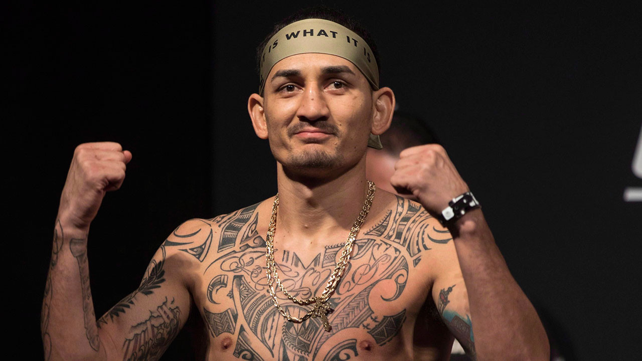Max Holloway Merasa Terhormat Hadapi Dustion Poirier di UFC 318, Duel Penutup Karier Sang Rival