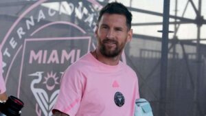 Lionel Messi Resmi Bebas Transfer!