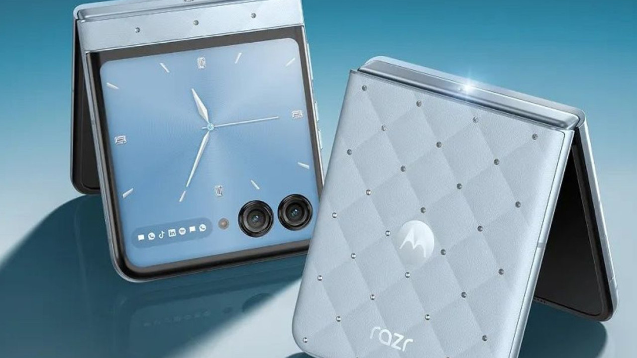 Motorola Razr 2025 Swarovski Edition: Ponsel Lipat Mewah Berwarna Ice Blue Rilis 5 Agustus