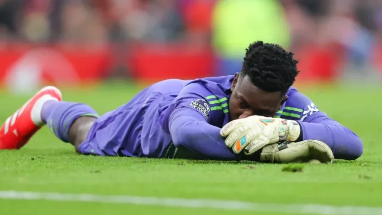 Onana Cedera, Bagaimana MU Mengantisipasi Krisis Kiper di Musim Baru?