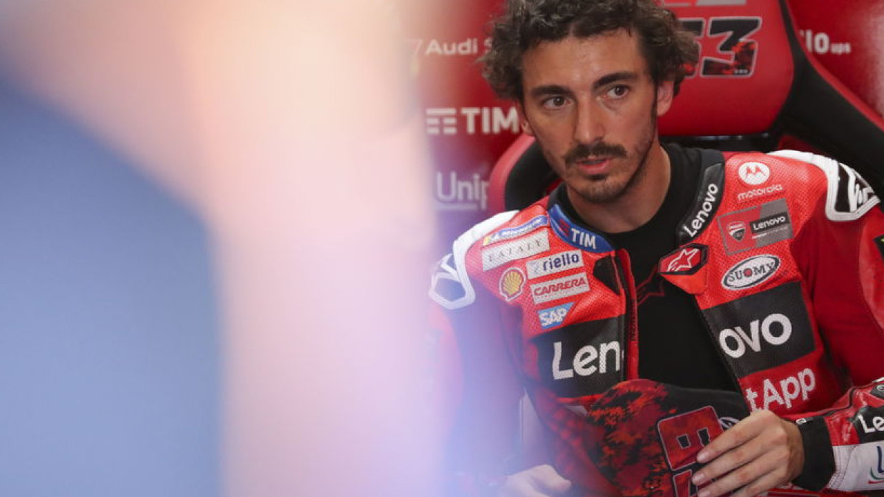 Pecco Bagnaia Akui Sulit Kejar Marc Marquez di MotoGP 2025