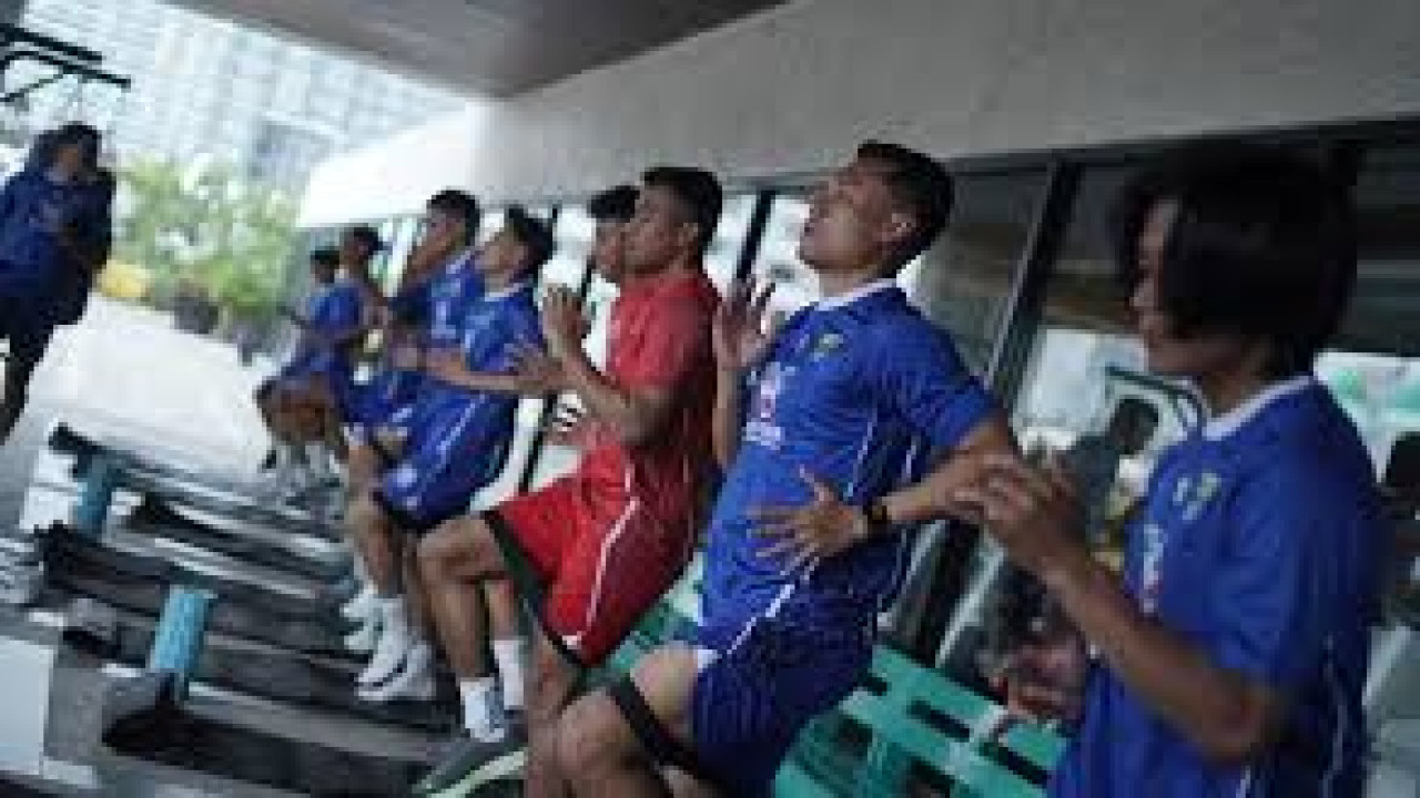 Pelatih Persib Bojan Hodak Soroti Kesenjangan Fasilitas Latihan, Thailand Lebih Unggul