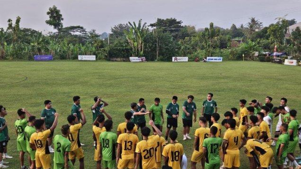 Baru Hari Pertama, Pemain PSIS Semarang Bikin Pelatih Terkejut Karena Hal Ini