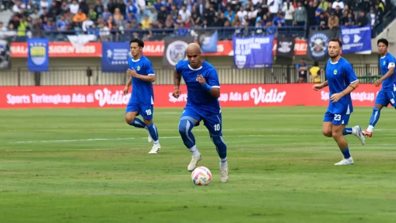 Persib Bandung Ditahan Imbang Dewa United 1-1, Berikut Klasemen Grup B Piala Presiden 2025