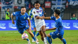 Persib Bandung Siap Maksimalkan Kuota Pemain Asing Pasca Gagal ke Final Piala Presiden 2025