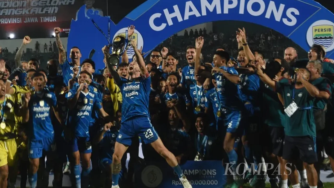 Persib Siapkan Dua Tim Inti untuk Hadapi Liga 1 dan Liga Champions Asia 2025