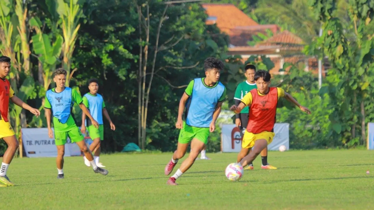 Terapkan Prinsip Baru, Pelatih PSIS Semarang Langsung Coret Pemain yang Tak Cocok