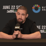 Whittaker Ingin Tutup Karier dengan Gelar Juara, Siap Pensiun Usai Empat Duel