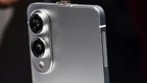 Samsung Hentikan Model Plus, Fokus pada Galaxy S26 Edge!