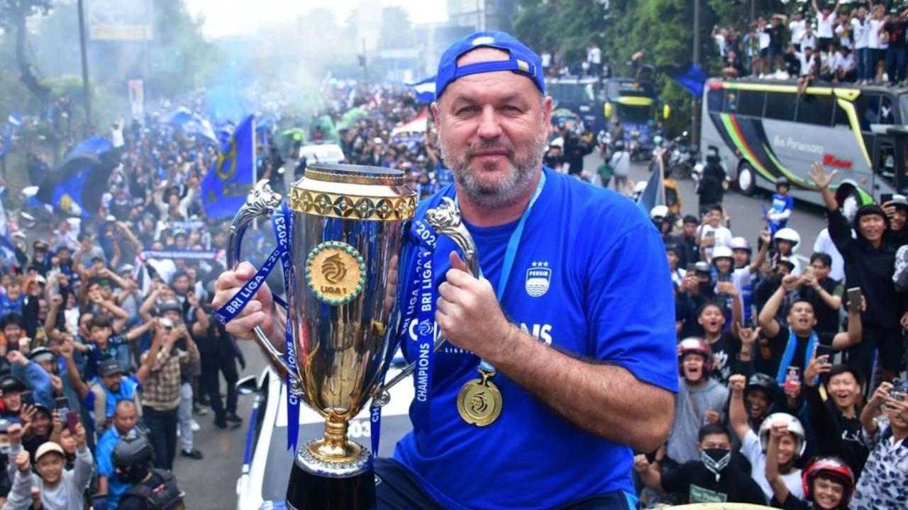Satu Lagi! Bojan Hodak Beri Kode Persib Bandung Akan Gaet Pemain Tambahan