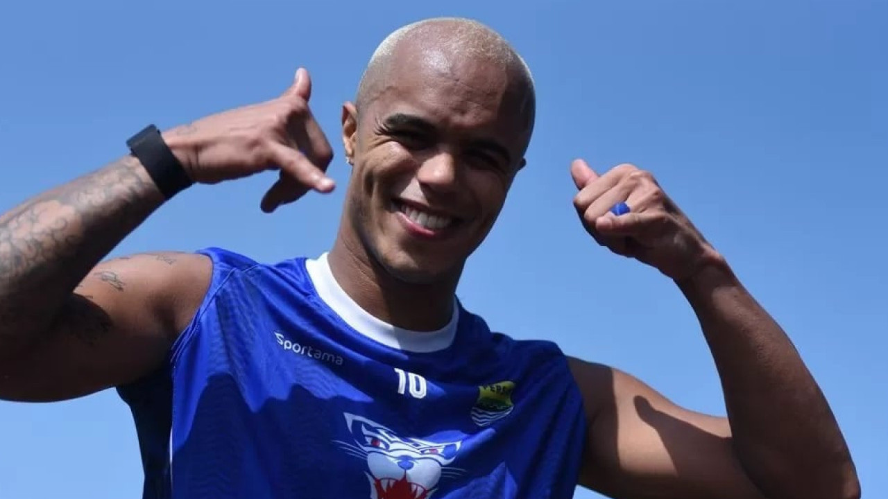 Semusim Sepi di Arema, William Marcilio Kaget Lihat Sambutan Suporter Persib!