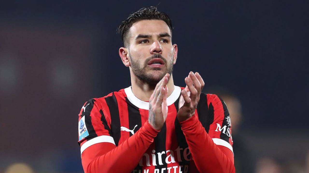 Theo Hernandez Ungkap Kekecewaan pada Manajemen AC Milan lewat Kata Perpisahan