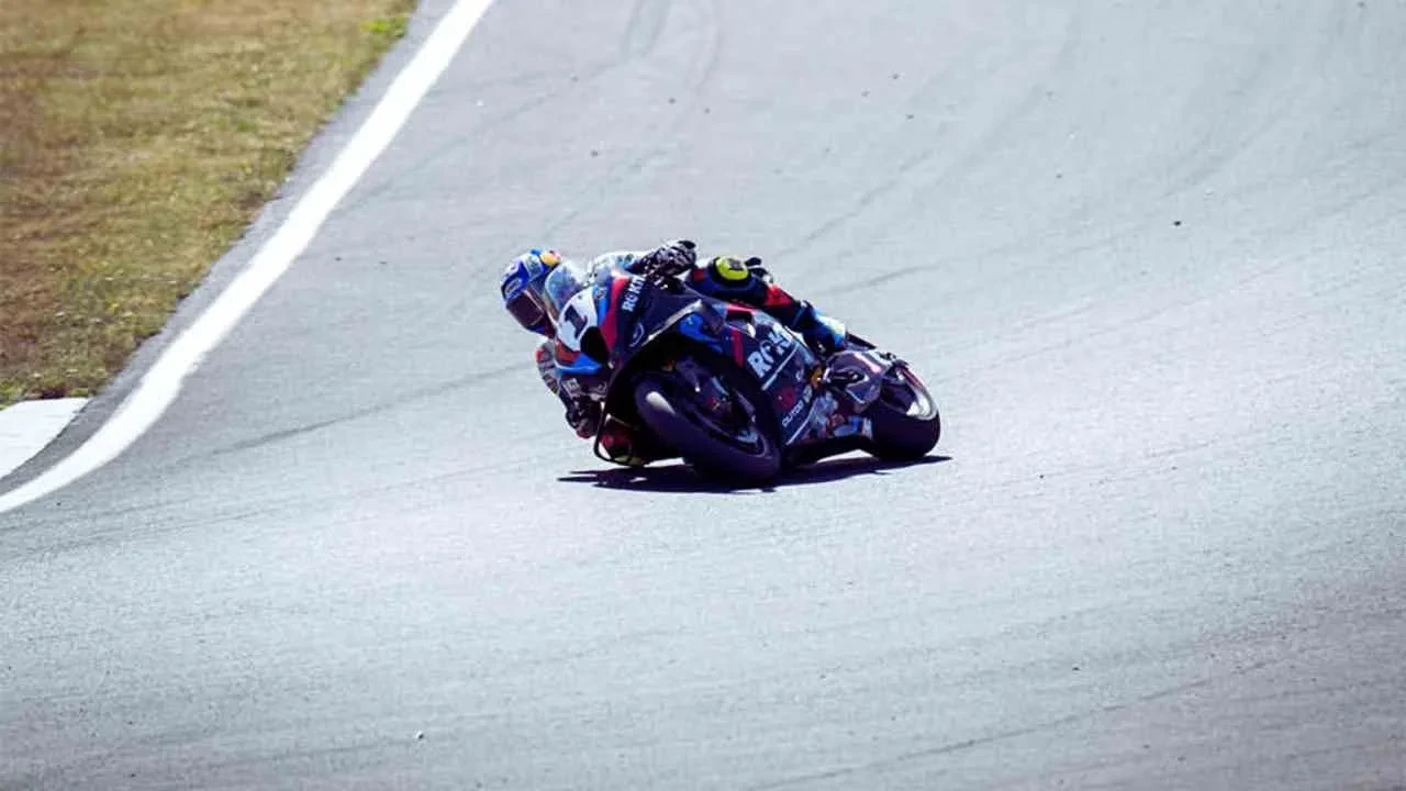 Toprak Dominasi Balapan, Raih Kemenangan ke-68 di WorldSBK